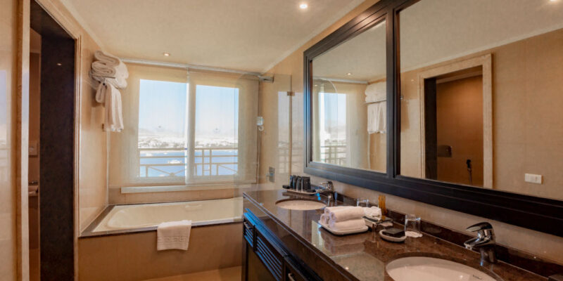 Stella Di Mare Beach Hotel and Spa Sharm El Sheikh Royal Suite Bathroom